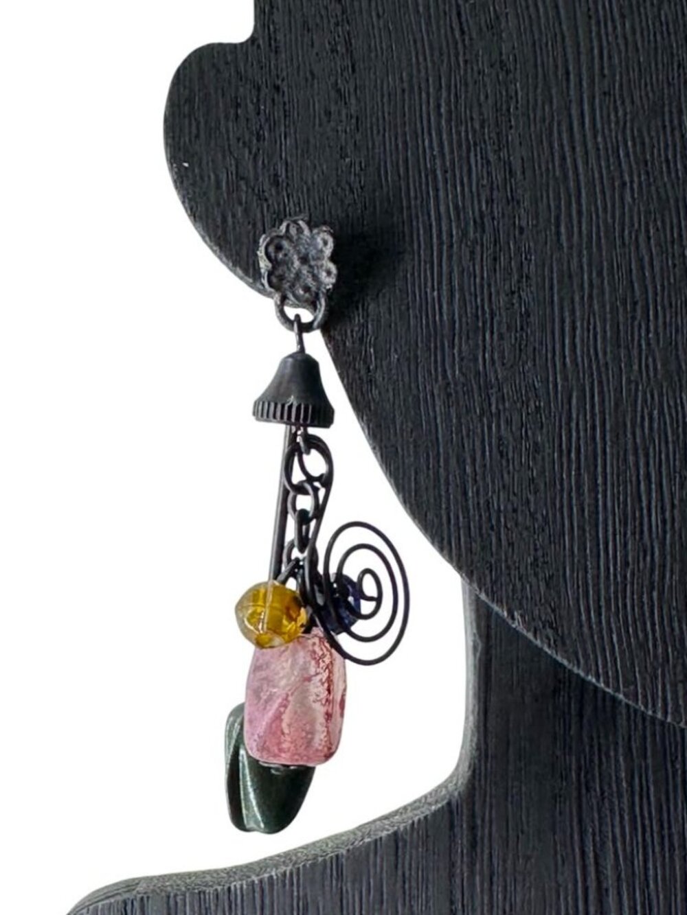 Vintage Dangle Earrings Natural Stone Multicolor Beads Spiral Charm Womens - Picture 2 of 8